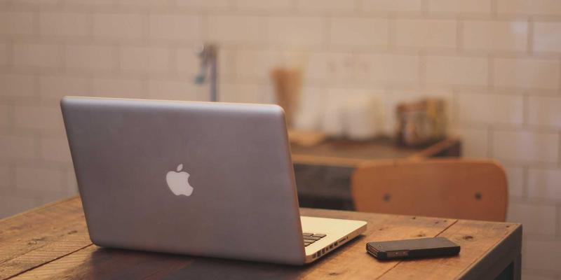 从果园到餐桌的绿色革命:G柠檬果园如何用果渣养殖昆虫蛋白,打造零废弃健康零食生态链